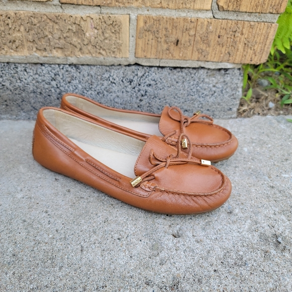 Michael Kors Cognac Brown Leather Bow Mocassin Loafers 7 - Picture 4 of 16